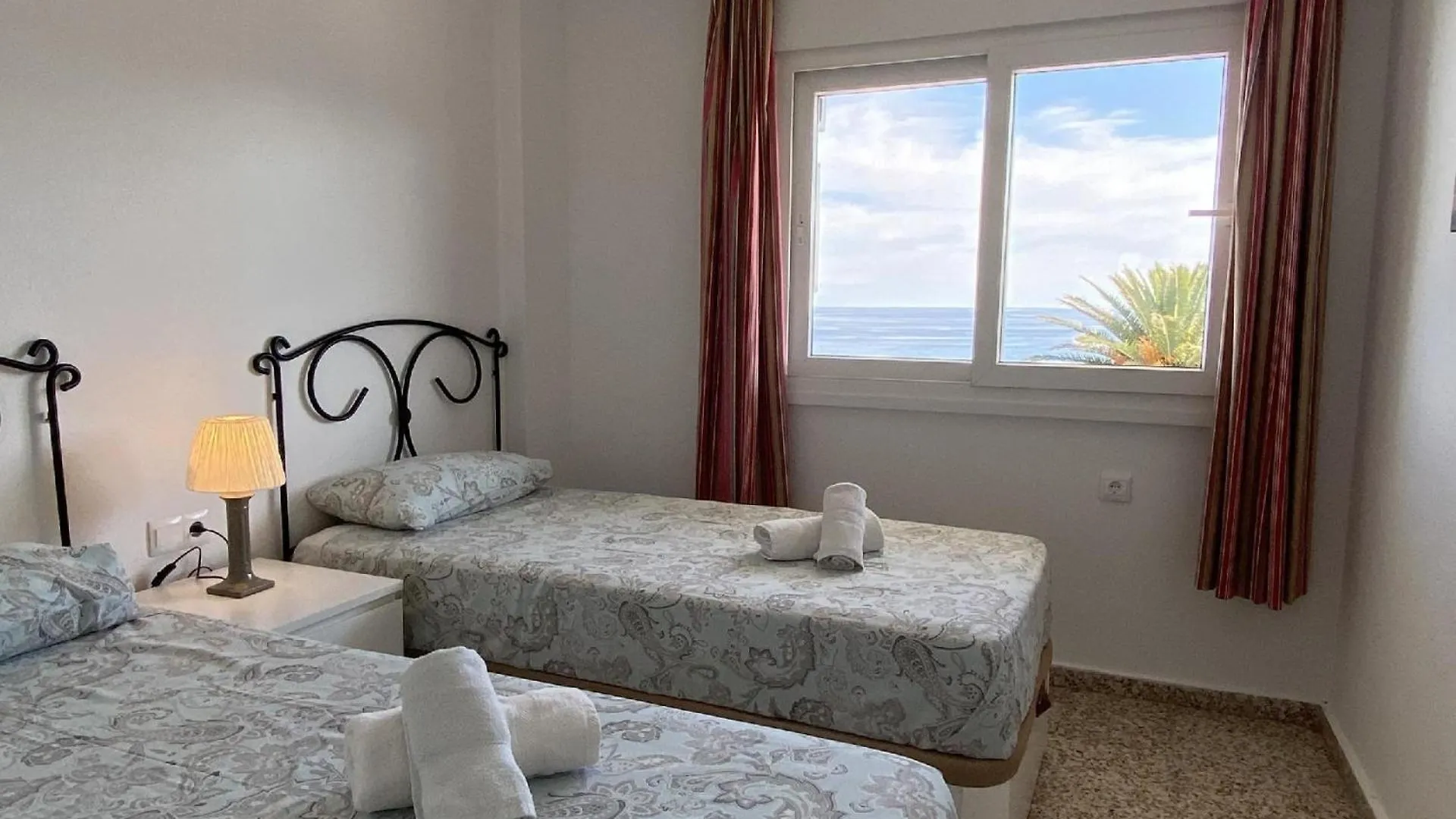 Ferienwohnung Fuer 2 Personen Ca 45 Qm In Nerja, Andalusien Costa Del Sol Нерха